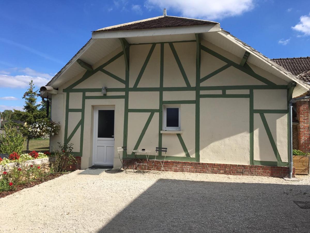 La Maison De Louna Saint-Parres-les-Vaudes Buitenkant foto